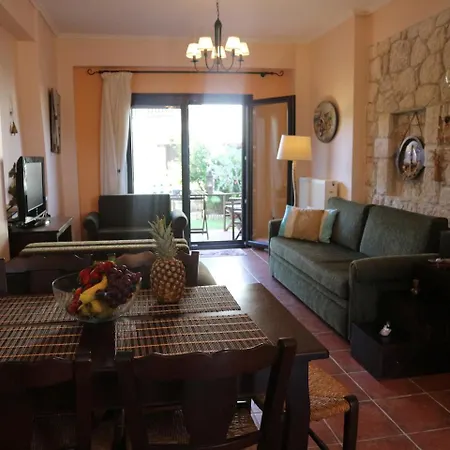 Stone-built Maisonette In Casa vacanze Afytos