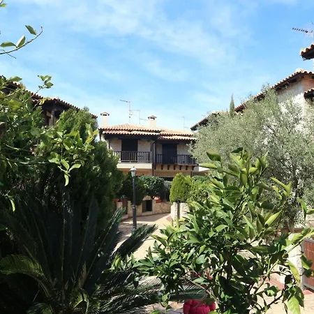 Casa vacanze Stone-built Maisonette In *